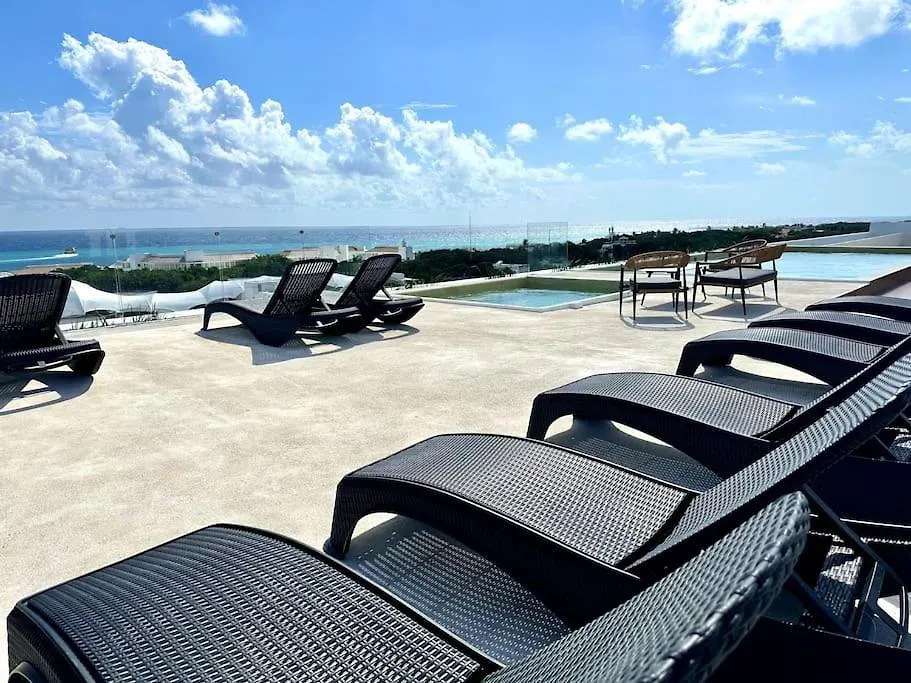 Apartment 2Br Modern Condo - Rooftop Pool With Stunning Views Playa del Carmen