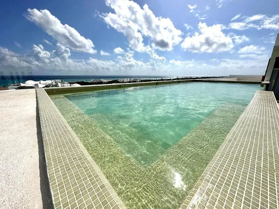 2Br Modern Condo - Rooftop Pool With Stunning Views Playa del Carmen