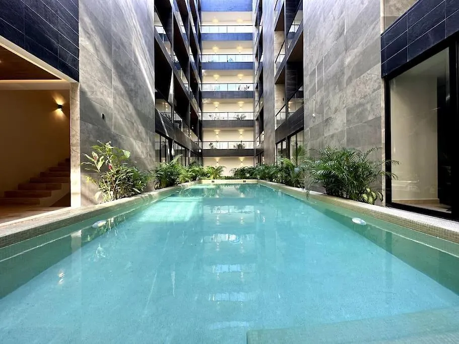 2Br Modern Condo - Rooftop Pool With Stunning Views Playa del Carmen 0*,
